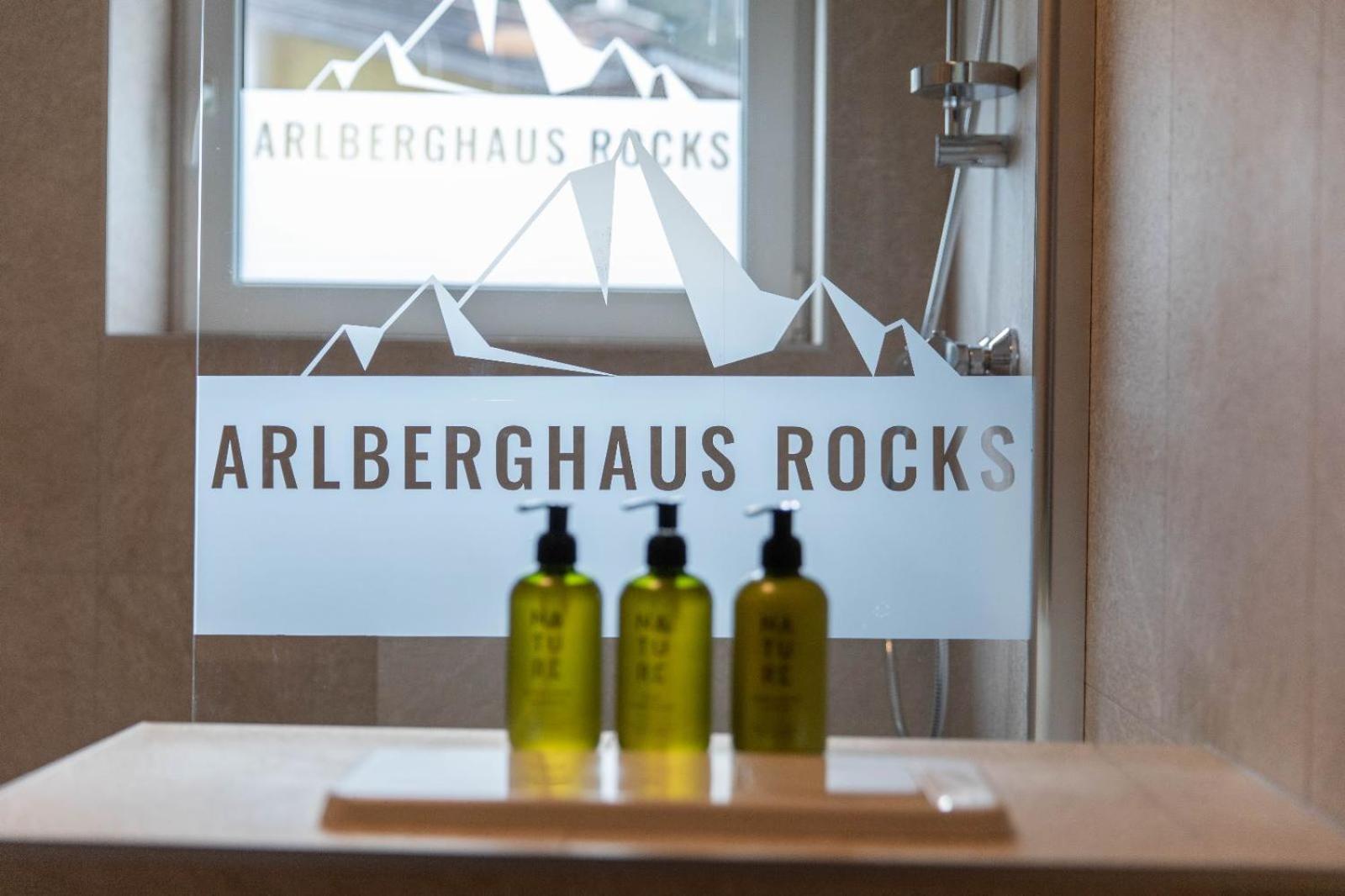 Arlberghaus Rocks Villa Flirsch Exterior foto