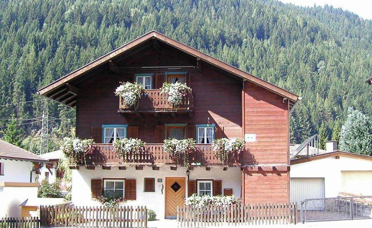 Arlberghaus Rocks Villa Flirsch Exterior foto